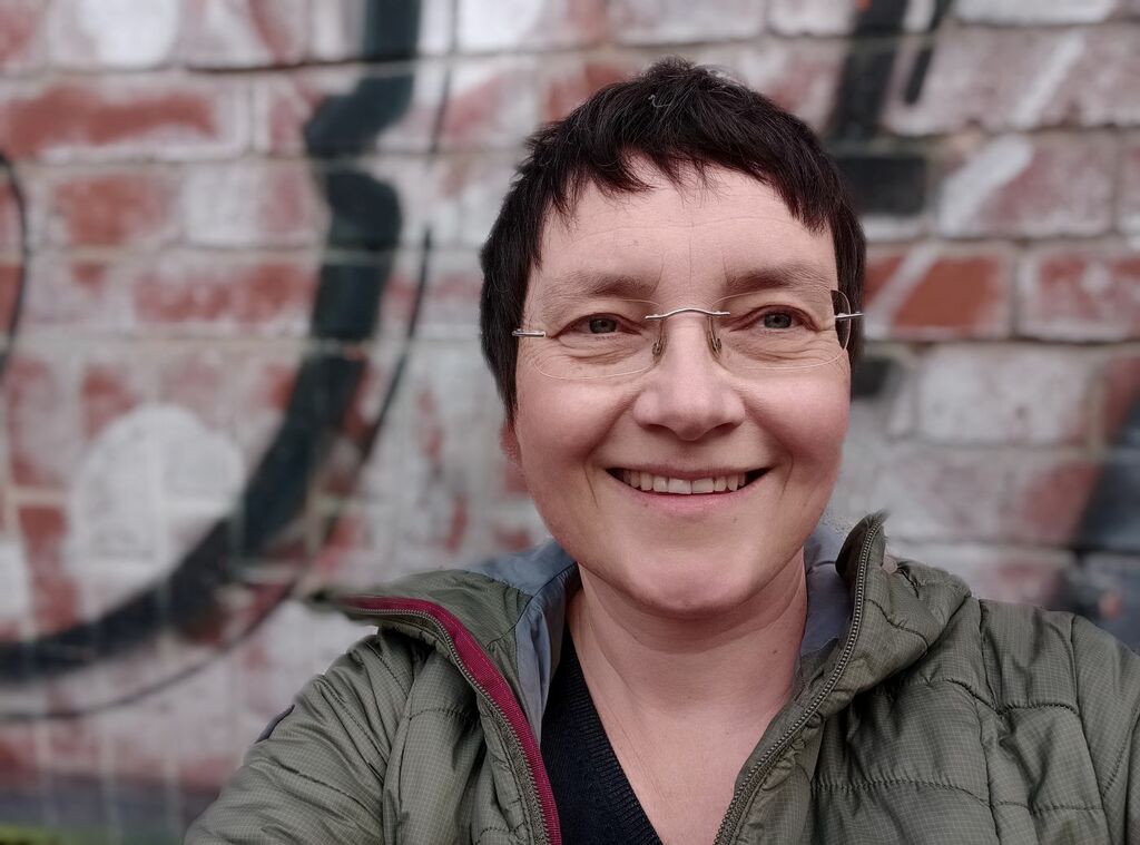 Tanja Onken Körpertherapeutin (Heilpraktikerin beschränkt auf das Gebiet der Psychotherapie)